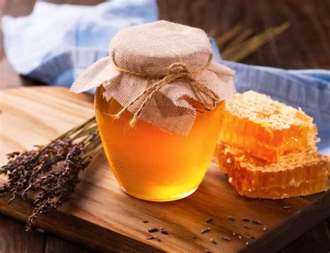 Защо медът понижава кръвната захар